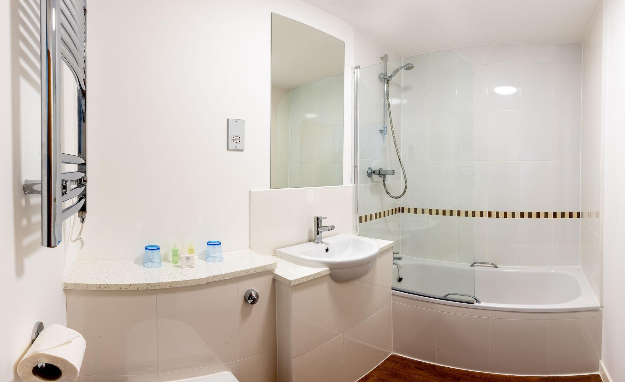Hotel Kings Arms - A Bespoke 3*