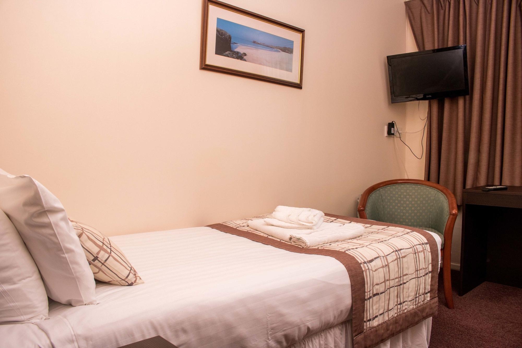 Kings Arms - A Bespoke 3*